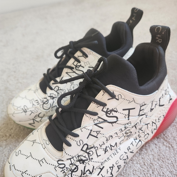 Barely worn in new condition Stella McCartney Sneakers - Picture 3 of 6